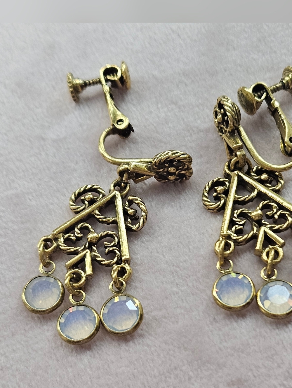 Vintage Gold-Tone Filigree Clip-On Earrings with Opalescent Drops